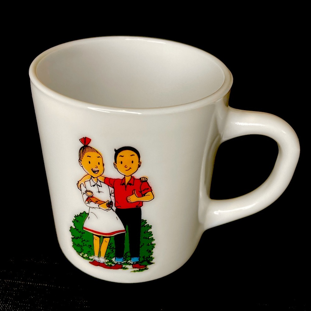 Standaard Uitgeverij Antwerpen Arcopal Suske Mug 1995 Dixan Persil